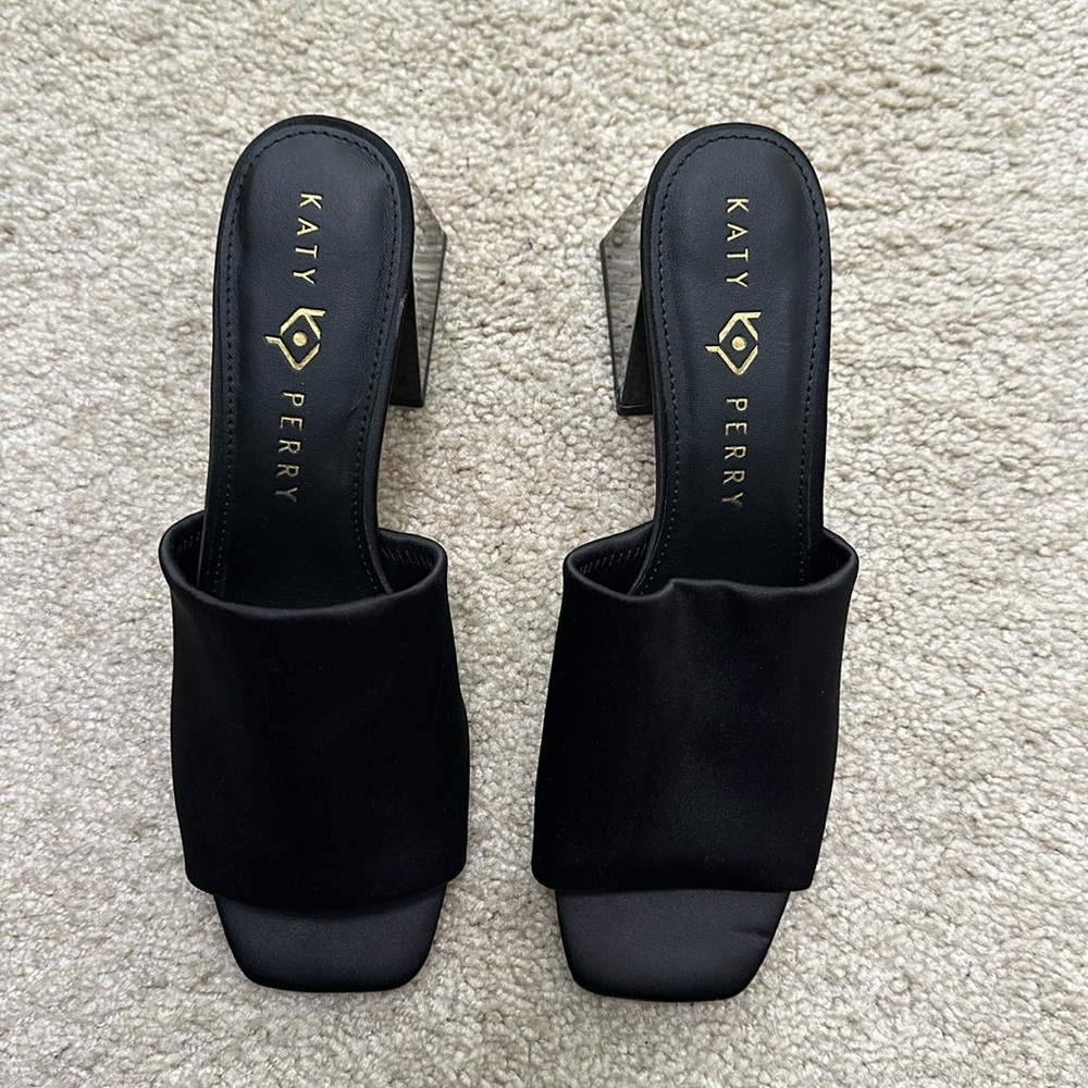 Katy Perry heels